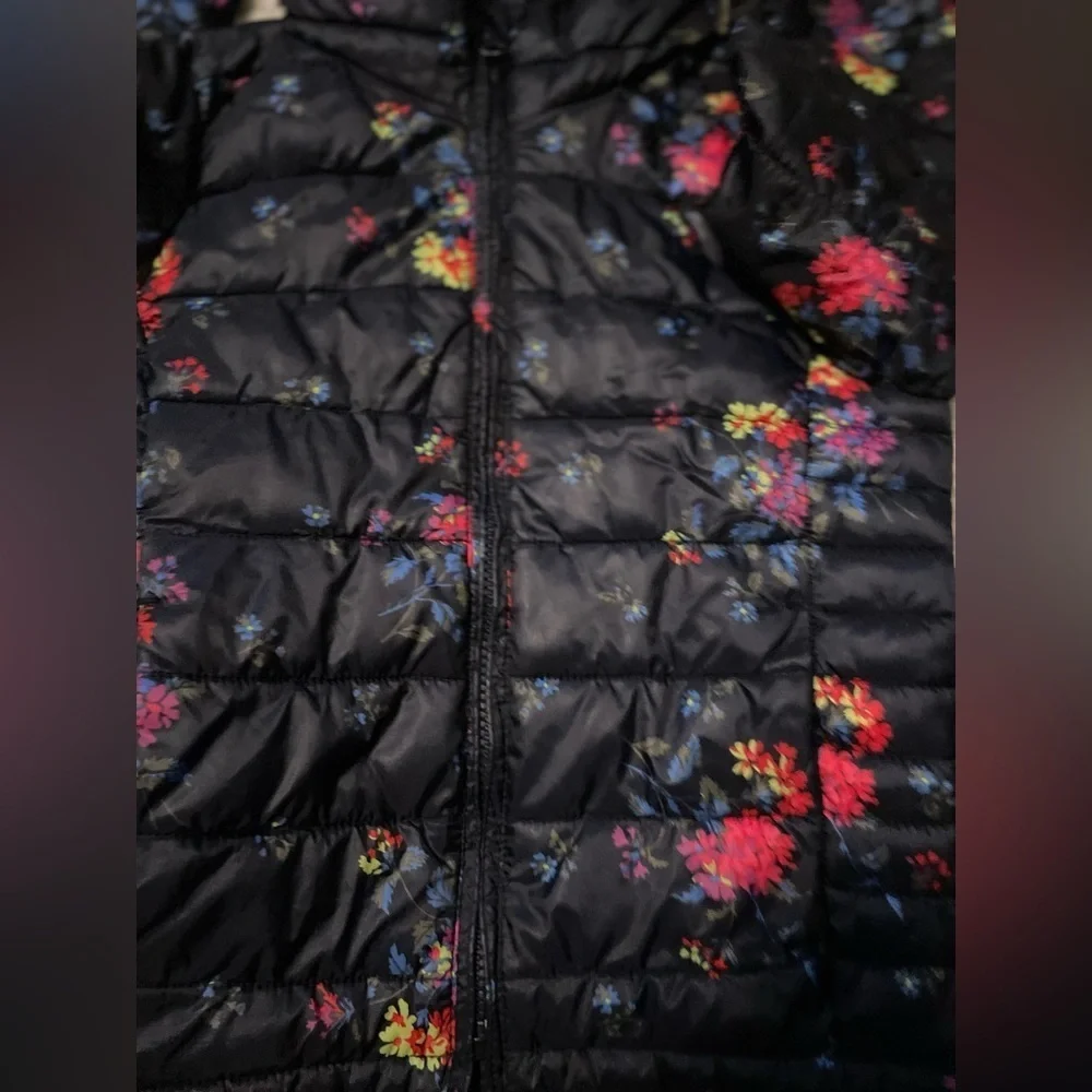 GAP Kids Navy Floral Light Puffer Jacket with hood size S